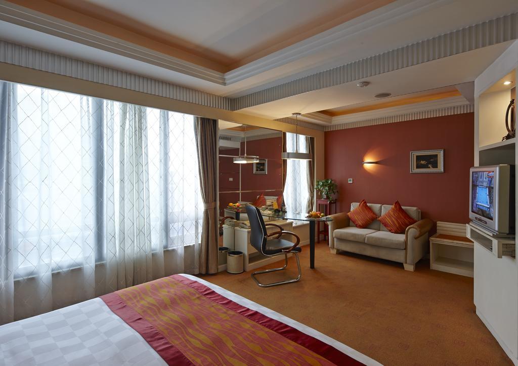 Yinhe Dynasty Hotel เฉิงตู ภายนอก รูปภาพ