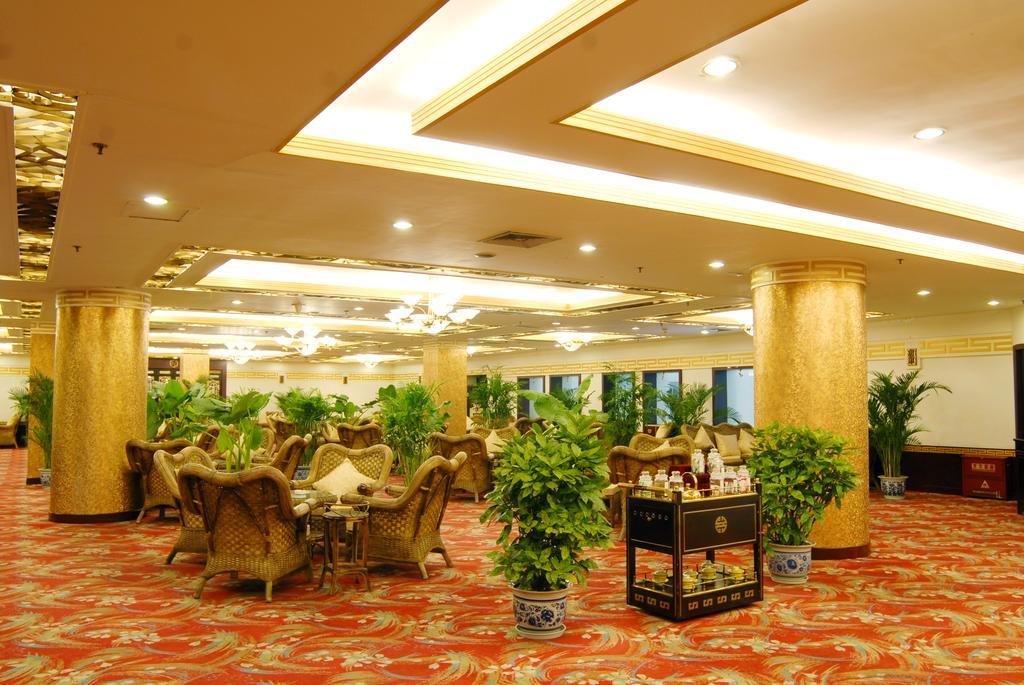 Yinhe Dynasty Hotel เฉิงตู ภายนอก รูปภาพ