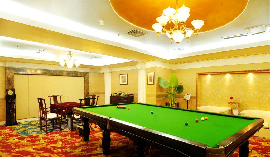 Yinhe Dynasty Hotel เฉิงตู ภายนอก รูปภาพ