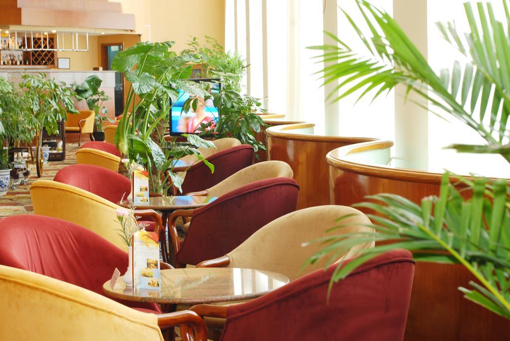 Yinhe Dynasty Hotel เฉิงตู ภายนอก รูปภาพ